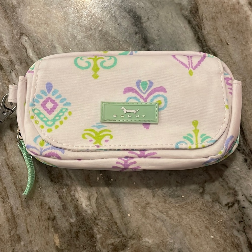 Scout phone and wallet case. NWOT